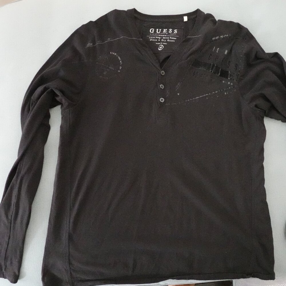 Guess Longsleeve Henley - Men's Medium M